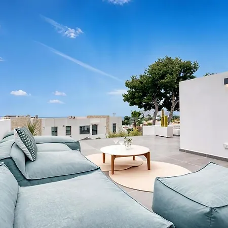 Design Villa, Private Pool, Sea Views, Bbq