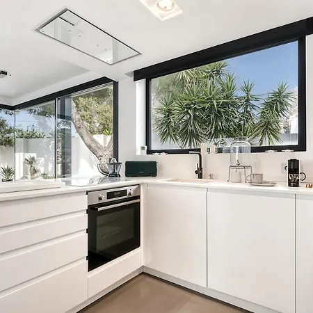 Design Villa, Private Pool, Sea Views, Bbq