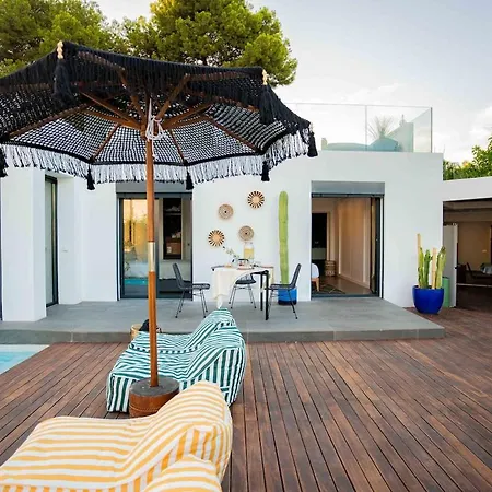 Villa Design Villa, Private Pool, Sea Views, Bbq