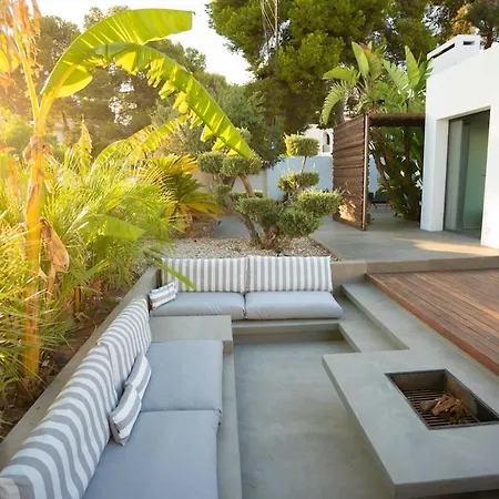 Design Villa, Private Pool, Sea Views, Bbq
